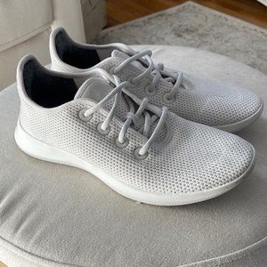 White Allbirds - men’s